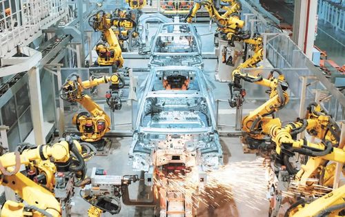 市場(chǎng)定位的斷層 家庭汽車(chē)消費(fèi)主力與“造車(chē)新勢(shì)力”野心的錯(cuò)位