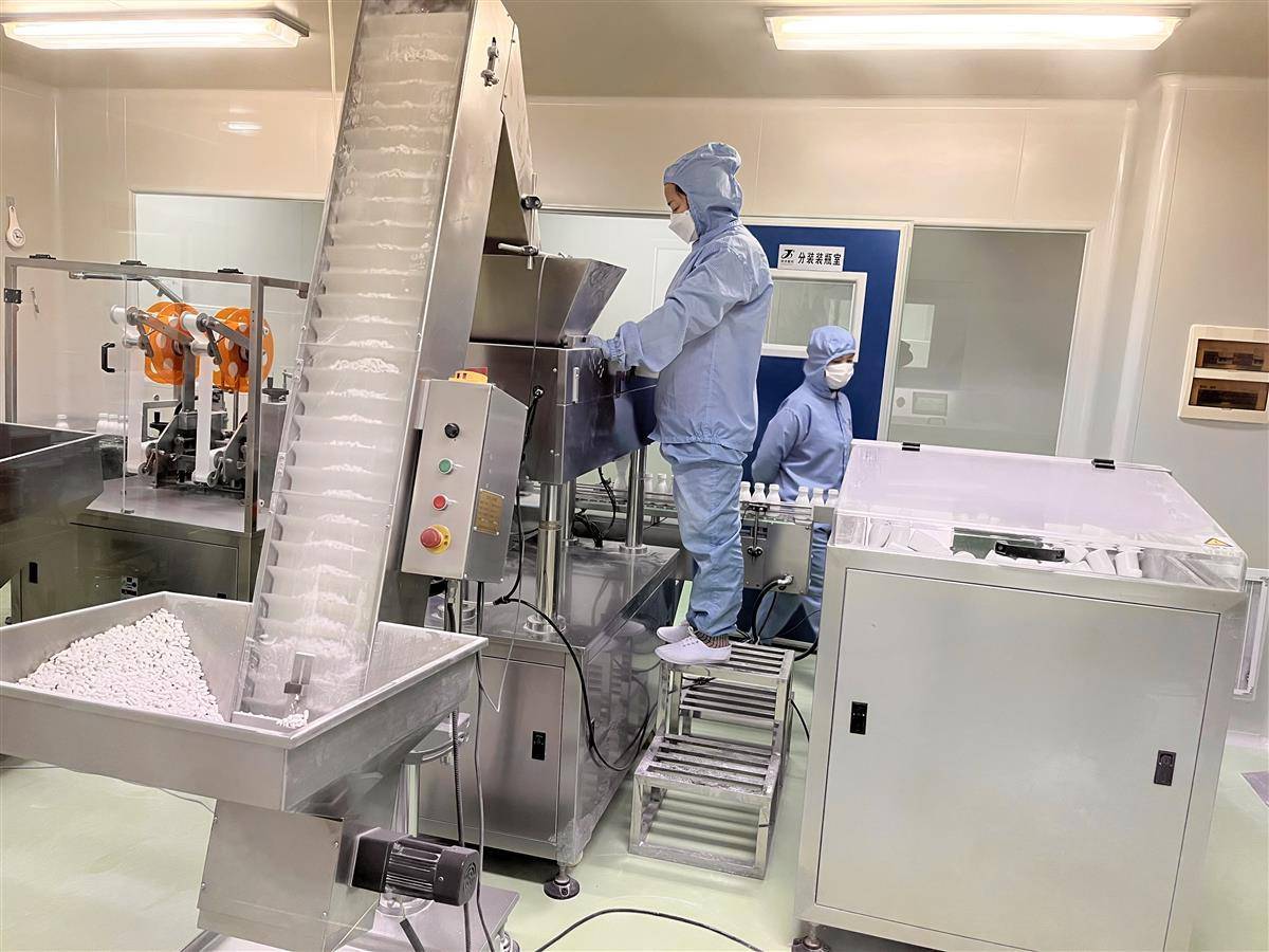 科技創(chuàng)新驅(qū)動(dòng)，同濟(jì)醫(yī)藥公司生產(chǎn)線滿負(fù)荷運(yùn)轉(zhuǎn)助力藥品技術(shù)開(kāi)發(fā)